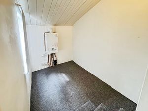 Queens Road- click for photo gallery